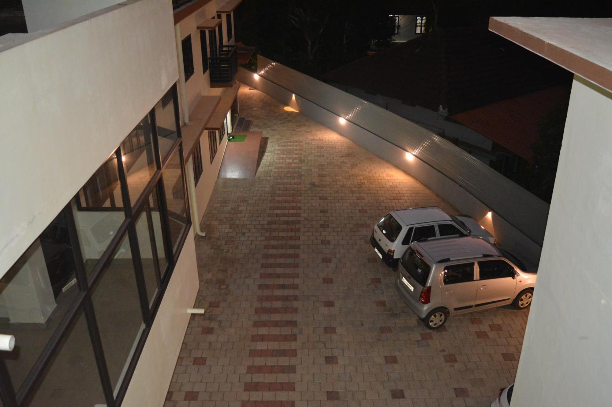 Apartament New Mount Residency Sultan Bathery Zewnętrze zdjęcie
